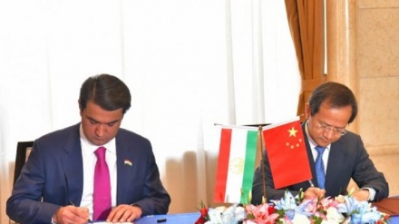 دیدار رئیس مجلس ملی مجلس عالی  تاجیکستان، با رئیس شهر پکن