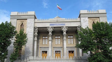 イラン外務省がスイス臨時代理大使を呼び出し　米政府の敵対的行為めぐり