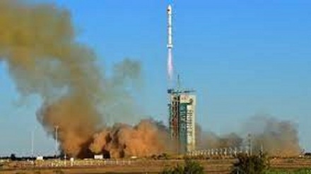 La Cina ha lanciato tre satelliti