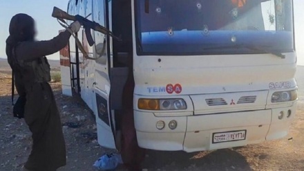 Siria, Daesh attacca bus dell'esercito, uccisi 20 soldati 