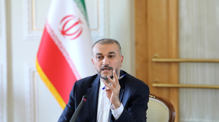 ایران د اوبو د حق په هکله د هیرمند د تړون په اجرا ټینګار وکړ