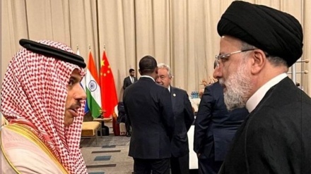 Saudi FM meets President Raeisi in Johannesburg 