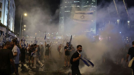 Թել Ավիվում ոստիկանությունը հարձակվել է դատական փոփոխությունների օրինագծի դեմ բողոքող ցուցարարների վրա 