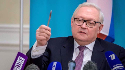  Russia says it won't succumb to US dictates, military cooperation with Iran to continue 