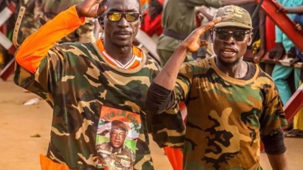 ECOWAS suspends military meeting, Niger's detained president seen by doctor