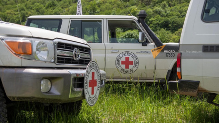 Ադրբեջանը օգտագործում է Կարմիր մահիկի ընկերությունը եւ փորձում է խոչընդոտել ԿԽՄԿ օգնությանը ԼՂ-ին