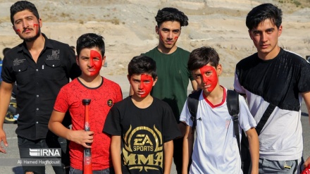 ܨܘܪܝܬܐ- ܛܘܢܫܐ ܕ ܪܒ -ܚܝܠܘܬܐ ܕܐܣܝܐ- ܢܪܛܢܙܪ ܘ ܫܪܓܻܗ