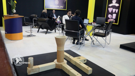 Демонстрация достижений сталелитейной промышленности Ирана в Исфахане