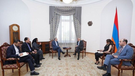 Երևանում ԻԻՀ դեսպանը հանդիպել է ՀՀ փոխվարչապետի հետ 