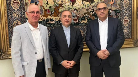 Իրանի Իսլամական խորհրդարանում իրանահայ պատգամավորները և ՀՀ-ում Իրանի դեսպանը քննարկել են Իրան-Հայաստան հարաբերությունները