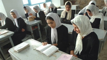 تاکید جوانان افغانستان برای بازگشایی مدارس دخترانه 