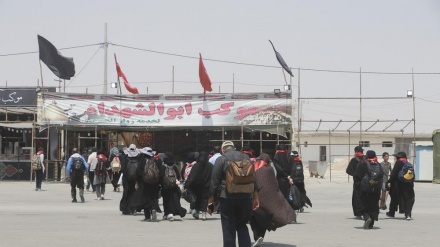 (FOTO) Iran, pellegrini di Arbaein passano Shalamcheh verso Karbala - 1