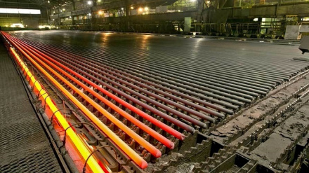 Aumento dell'8,2% nella produzione di acciaio iraniana