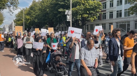 Muslims rally in Netherlands to slam desecration of Holy Qur’an