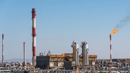  Gas leak kills 2, injures 5 in refinery near Iran-Turkmenistan border 