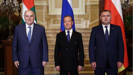 Южная Осетия готова присоединиться к России