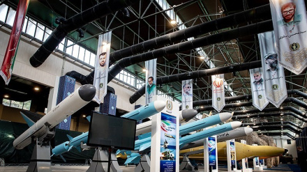 (FOTO) Parlamentari alla mostra del Ministero della Difesa 