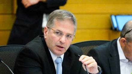 עקב החלטת בג