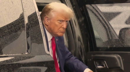  Trump arrested in Georgia election racketeering case 