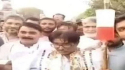 د پاکستان ودګنی له امیل سره یوځاې د بریښنا دفتر ته ورغی