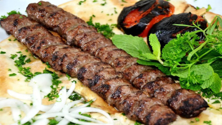 Իրանական բոնաբ քյաբաբի համբավը Հայաստանում. Խորոված պատրաստող իրանցի խոհարարների միջազգային մրցույթ