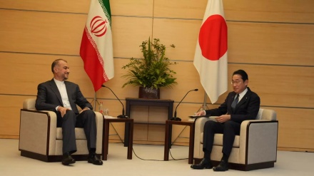 イラン外相が、日本との文化・経済・政治関係促進の必要性強調