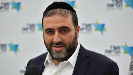 משה ארבל: העצורים בת