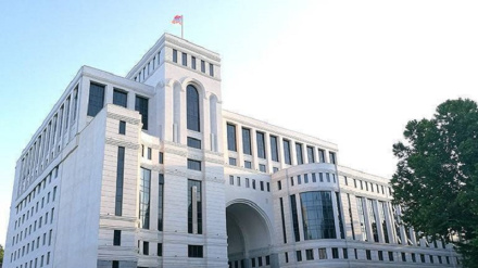 ՀՀ  ԱԳՆ․ Ադրբեջանի ԶՈւ բոլոր ստորաբաժանումները պետք է դուրս բերվեն ՀՀ ինքնիշխան տարածքից