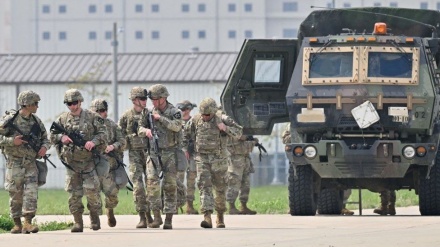 韓国警察が米軍基地を襲撃、麻薬密輸の容疑で２人を拘束