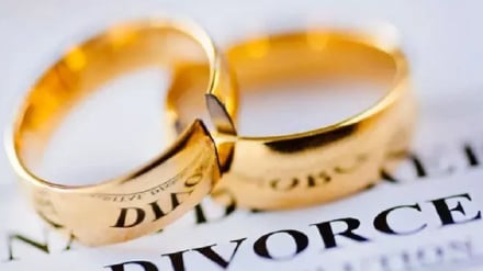 د کویت ناوي له دریو دقیقو وروسته طلاق واخیست