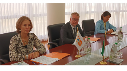 UNFPA-nyň sebitleýin direktory bilen duşuşyk geçirildi