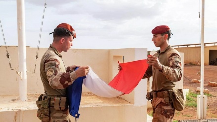 法国宣布结束与尼日尔军事合作 将撤走驻军