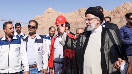 Raisi lobt Fortschritte beim Wassertransferprojekt in Isfahan