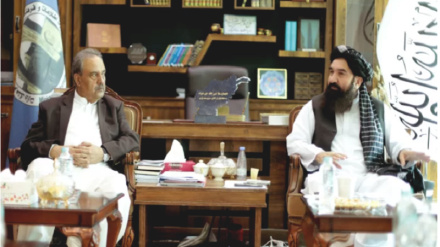 د طالبانو د اطلاعاتو او کلتور وزارت سرپرست د پاکستان له ځانګړي استازي لیدنه کړې