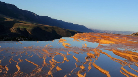 (FOTO DEL GIORNO) Iran, Badab-e Surt