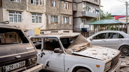 Պետք է խոսել մարդկանց հետ, այլ ոչ թե կրակել նրանց վրա․ ԱԳ փոխնախարարն անդրադարձել է ԼՂ հայերի ճակատագրին