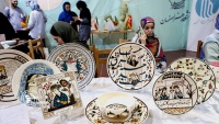 イスファハーンで、観光週間に合わせイラン手工芸品を展示