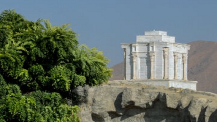 بوستان «دنیای کوچک»