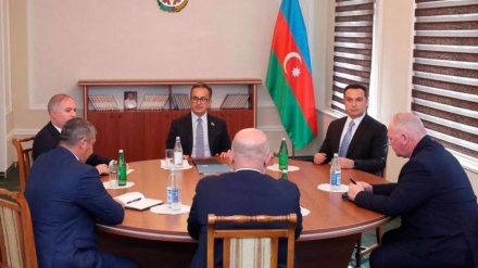 Aserbaidschanisch und karabachische Separatisten führen erste direkte Friedensgespräche