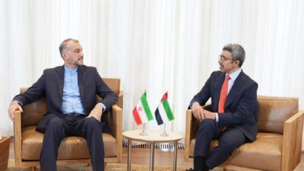 Mazungumzo ya Mawaziri wa Mashauri ya Kigeni wa Iran na UAE; Rais wa Imarati aalikwa Tehran