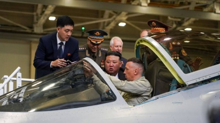 נשיא צפון קוריאה ביקר במפעל לייצור מטוסי קרב במזרח רוסיה