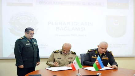 Iran-Azerbaigian; Firma del documento di cooperazione militare e di difesa 