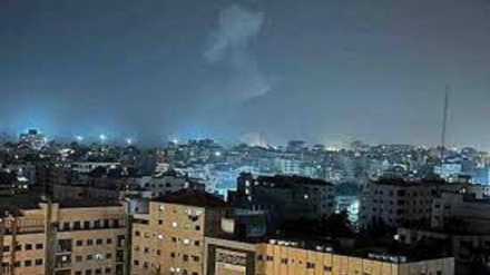 L'attacco sionista alle torri di guardia della resistenza a Gaza