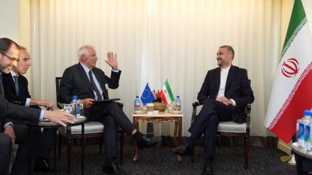  Top Iran, EU diplomats discuss JCPOA revival in New York  