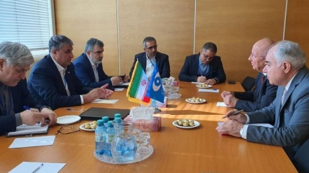 אסלאמי נפגש את ראש הארגון לאנרגיה אטומית של פקיסטן