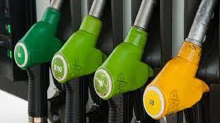 Inghilterra, un aumento senza precedenti del prezzo della benzina