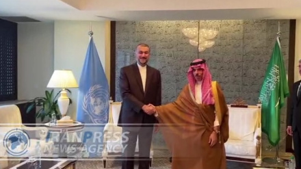 د ایران او عربستان خارجه وزیرانو کتنه او خبرې اترې وکړې 