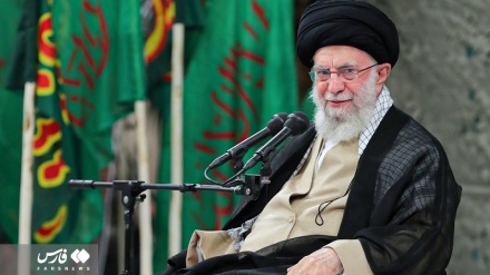 Leader: Holy Defense helped Iran discover its greatness  