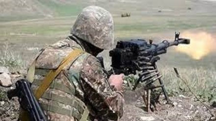 Le forze dell'Azerbaigian sparano sulle posizioni delle forze armene 