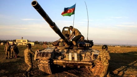 Մեկնաբանություն - Բաքուն կարմիր գծերի հետ է խաղում